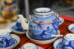 Bộ ấm chén men lam cổ