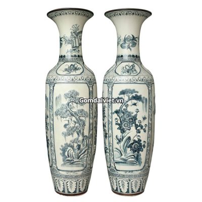 Lộc bình tứ cảnh đắp nổi Bát Tràng
