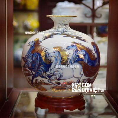 bình hút tài lộc bát mã truy phong