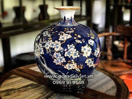 bình hút tài lộc vẽ vàng kim