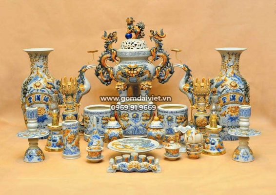 đồ thờ cúng bằng sứ