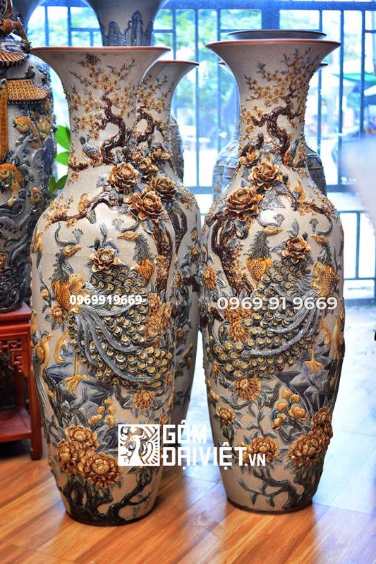 lộc bình đắp nổi công đào