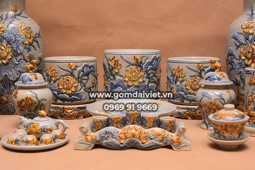 bát hương Bát Tràng