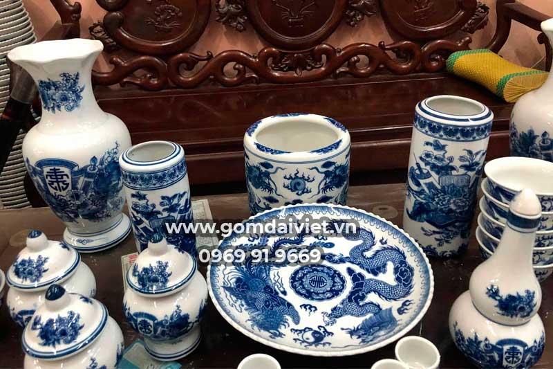 bát hương Bát Tràng