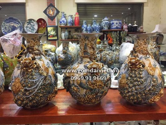 Tỳ bà đắp nổi công đào