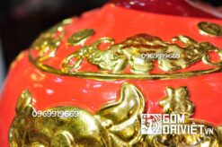bình hút tài lộc đắp nổi heo dát vàng 24K màu đỏ