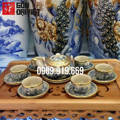 Ấm pha trà bọc đồng làm từ men rạn giả cổ