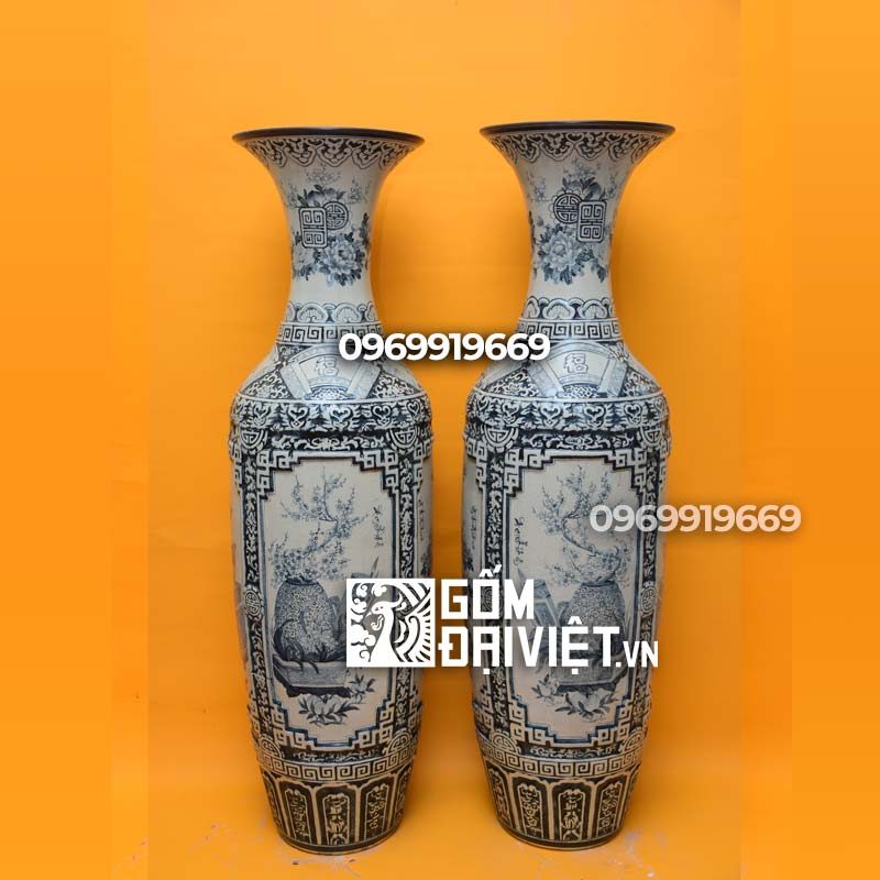 Lộc bình men rạn tứ đồ đắp nổi 1m4