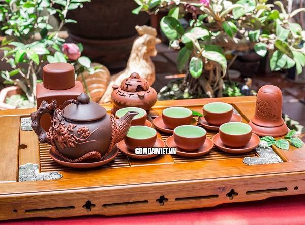 Vẻ đẹp tinh tế của những bộ ấm chén pha trà Bát Tràng