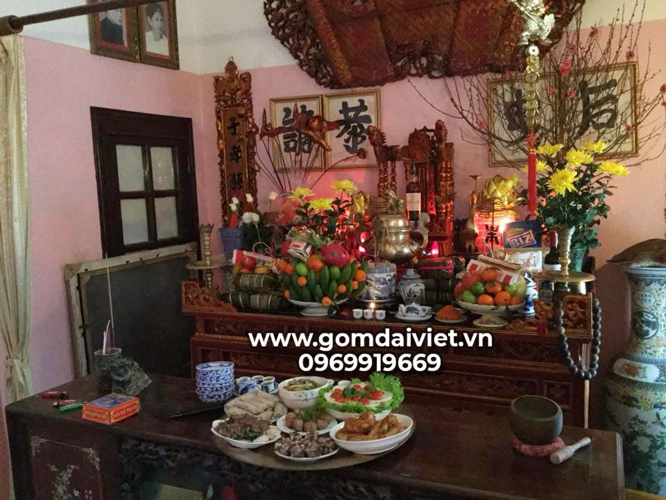 lễ lạc cúng thay bàn thờ mới