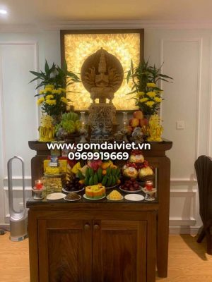 Lễ lạc chuẩn bị và bài cúng thay bàn thờ mới