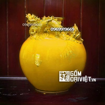 Bình hút tài lộc rồng nổi màu vàng ( Mệnh Thổ )
