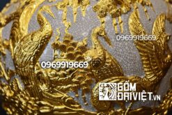 Bình hút tài lộc tùng hạc diên niên đắp nổi dát vàng Bát Tràng