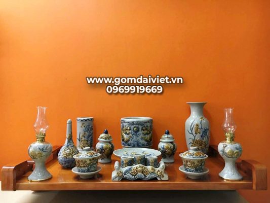 Bàn thờ phật treo tường