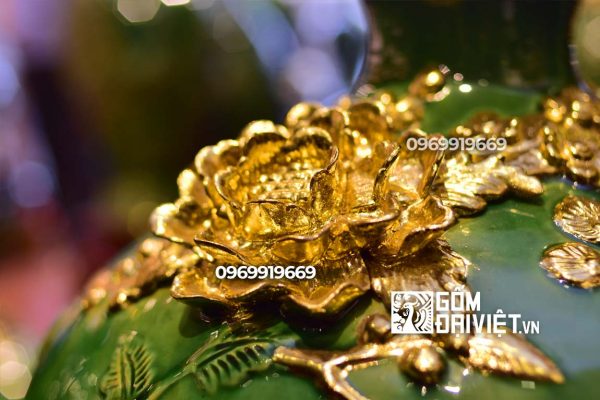 Bình hút tài lộc chim công men ngọc lục bảo dát vàng Bát Tràng