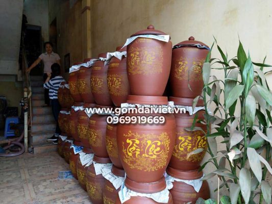 Chum sành ngâm rượu Bát Tràng loại nào tốt nhất hiện nay?