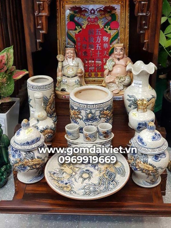 Cách xem ngày thỉnh ông Địa Thần Tài theo tuổi chuẩn 2019