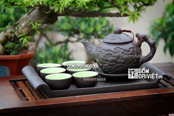 quà tặng tân gia ấm chén bát tràng