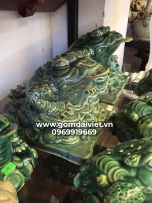 Lưu ý khi đặt Cóc ngậm tiền trên bàn thờ Thần tài