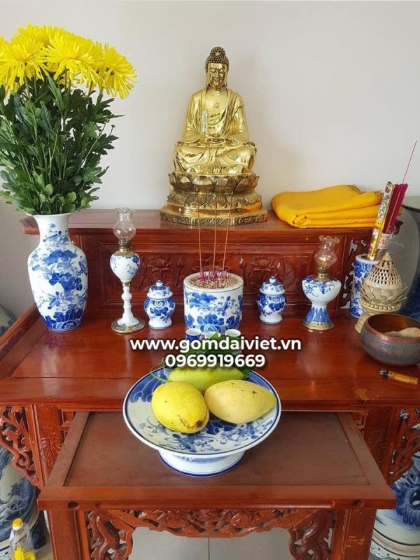Hướng dẫn cách bài trí bàn thờ Phật đúng quy cách tại nhà