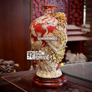 Bình gốm phong thủy mai bình chim công vẽ vàng màu đỏ
