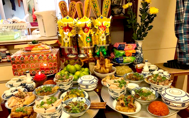 Mâm cơm cúng 23 tháng chạp đầy đủ