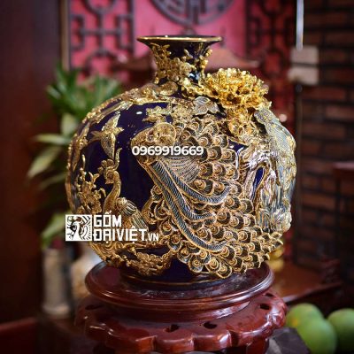 Bình hút tài lộc chim công vẽ vàng quà biếu sếp nữ