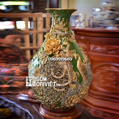Tỳ bà men ngọc lục vẽ vàng chim công quà tặng sinh nhật sếp nữ