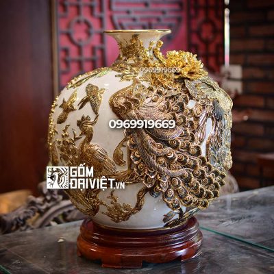 Bình hút tài lộc chim công vẽ vàng quà tặng sinh nhật sếp nữ