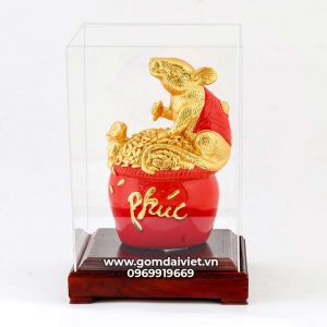 Tượng linh vật Chuột Sa Chĩnh Gạo Canh Tý dát vàng màu đỏ 24cm