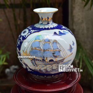Bình hút tài lộc Thuận buồm xuôi gió Nhị Cảnh men lam vẽ vàng 30cm