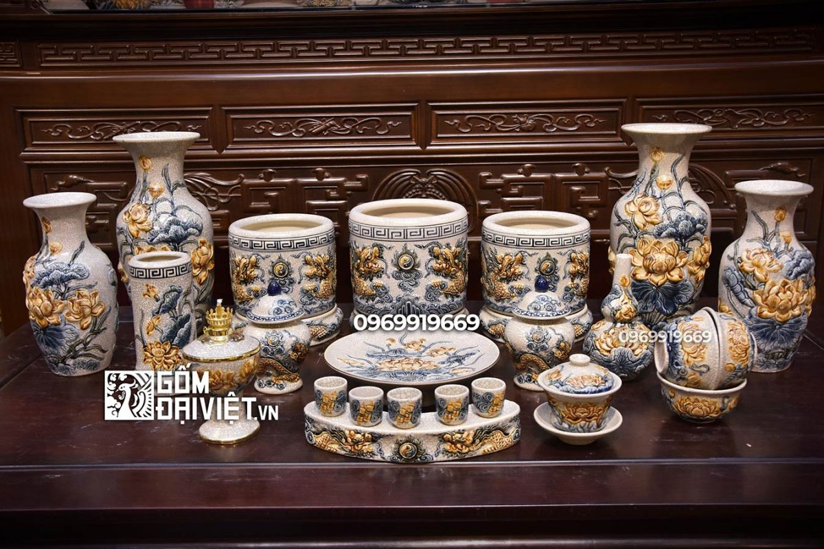 Bộ đồ thờ gia tiên men rạn cổ đắp nổi Rồng Sen cao cấp Bát Tràng