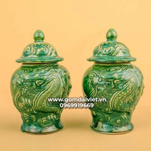Chóe thờ men ngọc lục đắp nổi rồng H15cm
