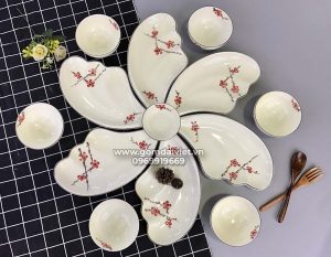 Bộ set bát đĩa cánh tiên xếp cánh hoa kèm bát ăn cơm vẽ đào đỏ S2