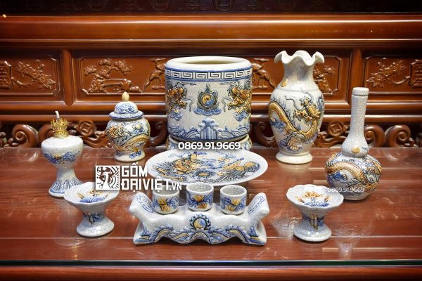 Bộ đồ thờ gốm sứ Bát Tràng - Ban Chung Cư