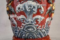 Lọ Lục Bình Phúc Đức Đắp 3D Màu Đỏ Đun 1m6