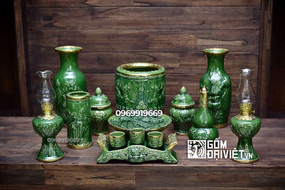 Bộ đồ thờ gốm sứ men Ngọc Lục Bảo