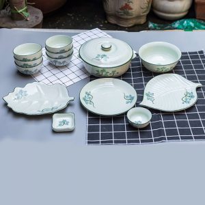 Bộ bát đĩa Bát Tràng men kem sen xanh lơ mẫu 06