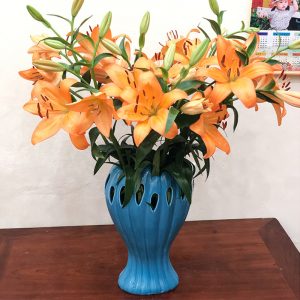 Lọ cắm hoa bàn tay phật men xanh 35cm