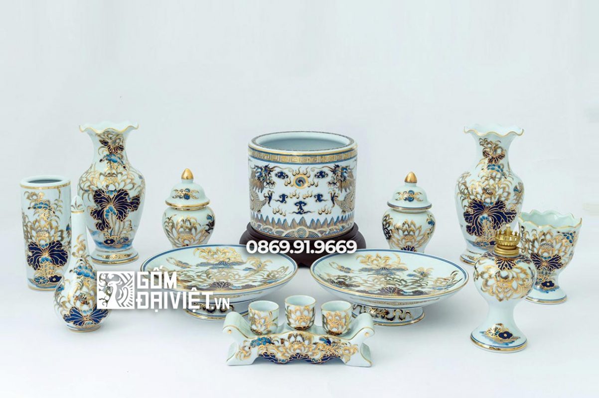 Bộ Đồ Thờ Chung Cư Men Lam Vẽ Vàng 24K