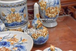 Bộ Đồ Thờ Đắp Nổi Hoa Sen Men Rạn Cổ Bát Tràng 1m53